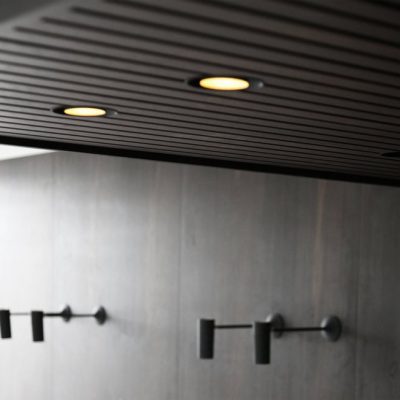 ONEA_Storm_Medium_Short-Art_Black_01